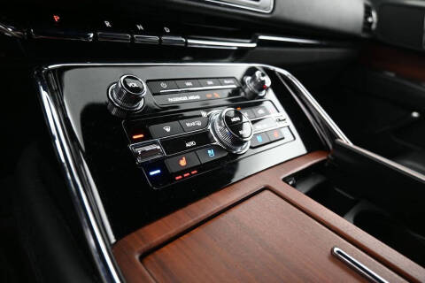 2024 Lincoln Navigator Premiere