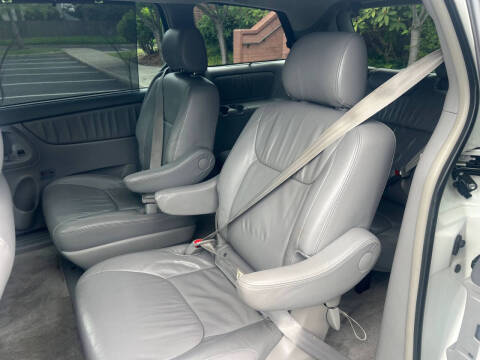 2008 Toyota Sienna XLE Limited
