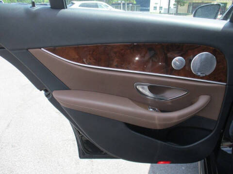 2017 Mercedes-Benz E-Class E 300 4MATIC