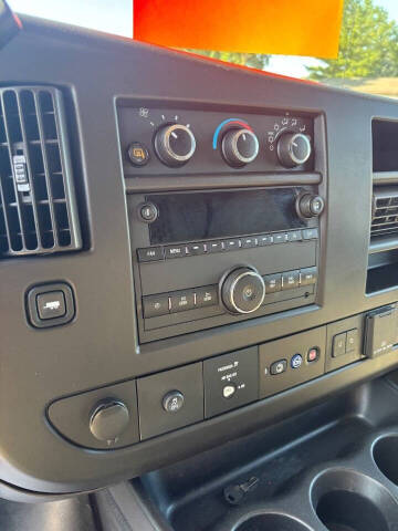 2021 Chevrolet Express 2500