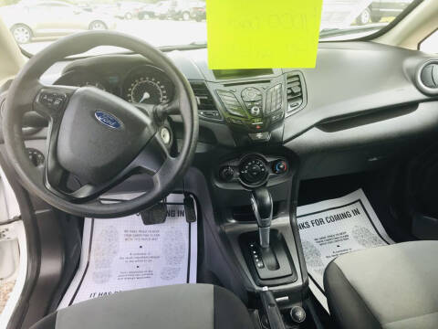 2016 Ford Fiesta S