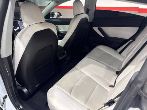 2020 Tesla Model 3 Performance