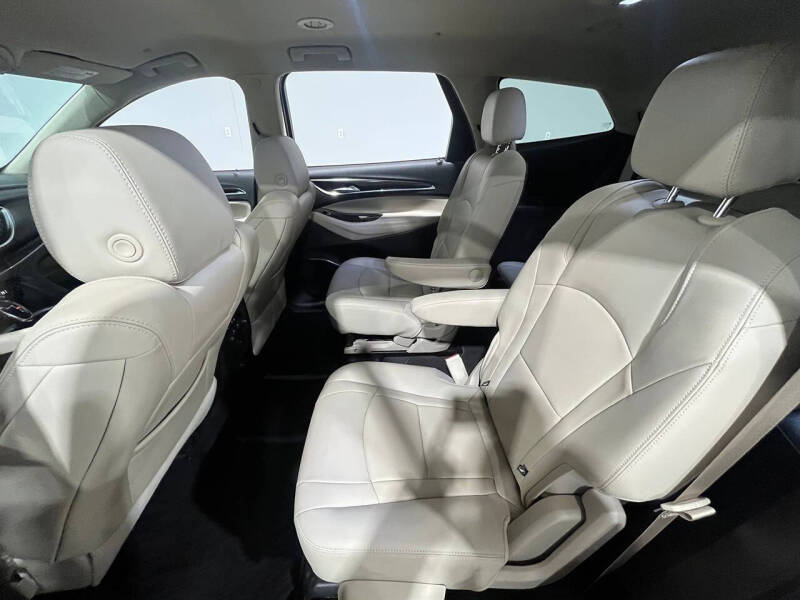 2020 Buick Enclave Essence