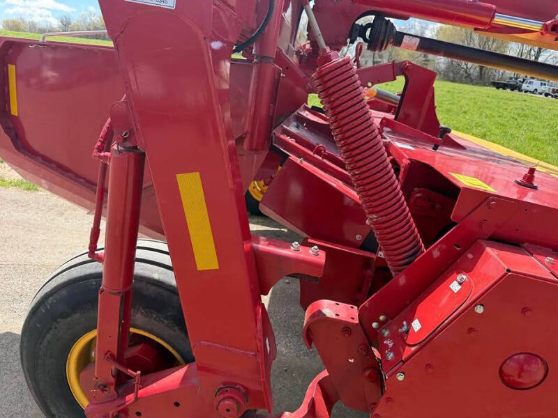 2023 New Holland Discbine 312 Plus