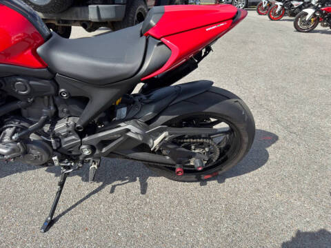 2023 Ducati Monster Plus