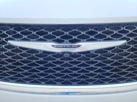 2023 Chrysler Pacifica Touring