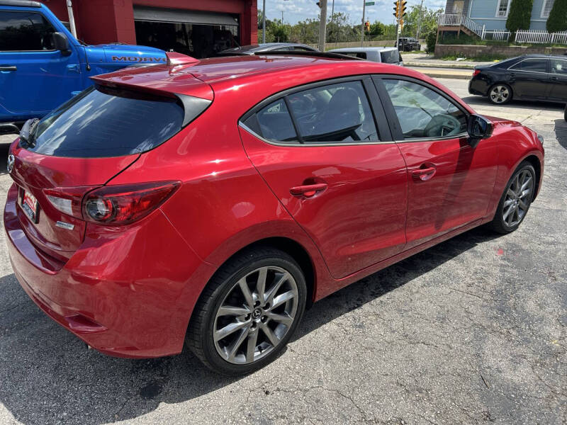 2018 Mazda MAZDA3 Touring