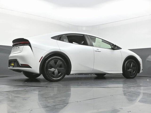 2023 Toyota Prius LE