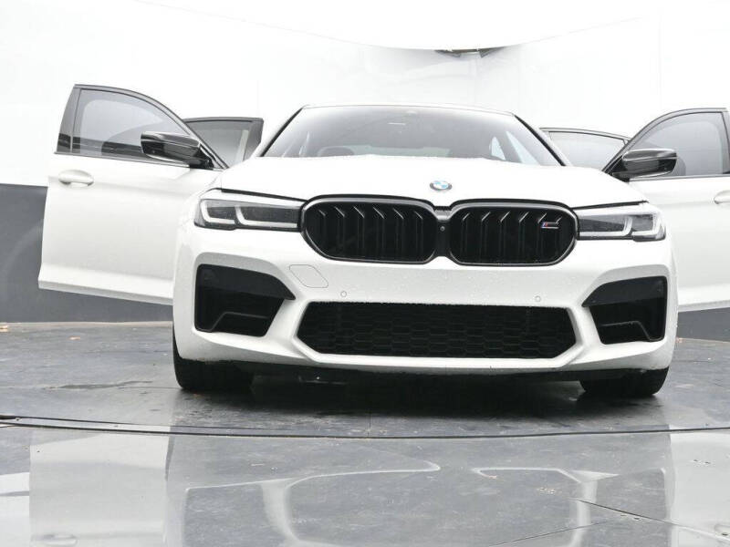 2022 BMW M5