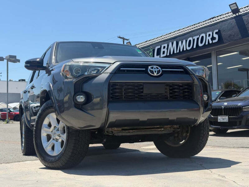 2022 Toyota 4Runner SR5
