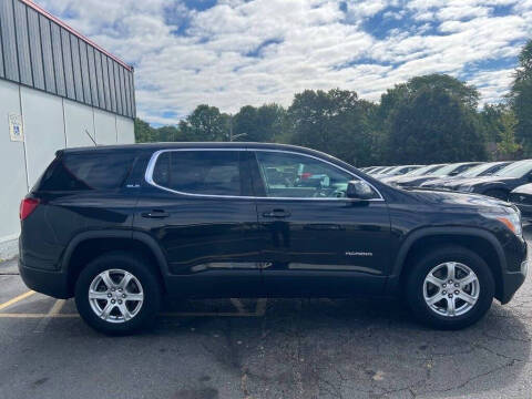 2017 GMC Acadia SLE-1