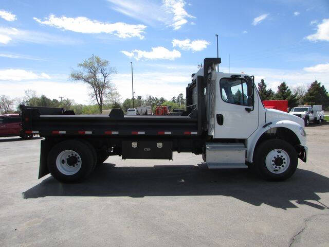 2014 Freightliner M2 106