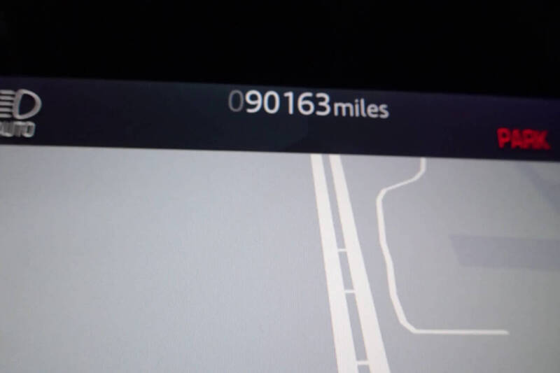 2022 Land Rover Defender 110 S