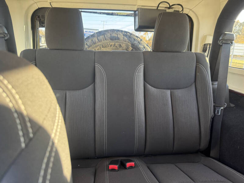 2014 Jeep Wrangler Sahara