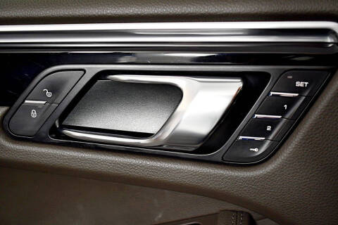 2016 Porsche Macan S