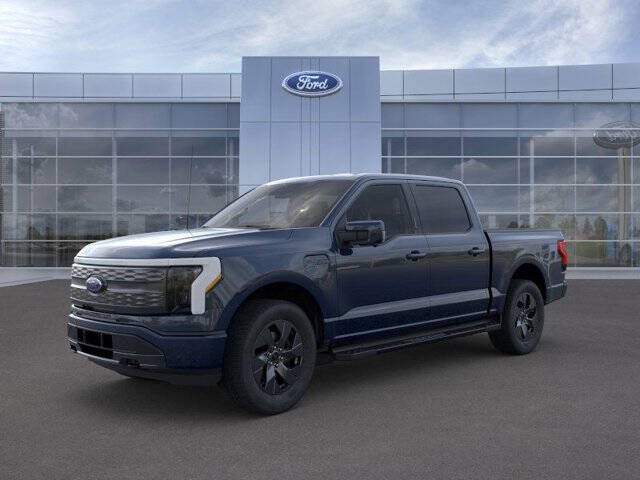 2023 Ford F-150 Lightning Lariat's photo
