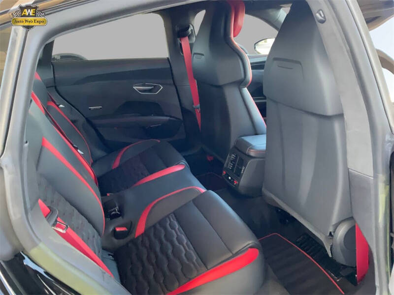 2023 Audi RS e-tron GT quattro