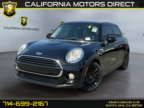 2017 MINI Hardtop 4 Door Cooper
