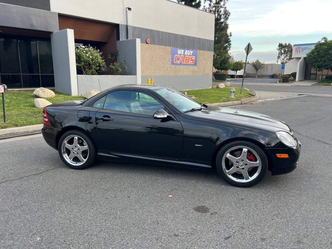 2001 Mercedes-Benz SLK for sale at ZRV AUTO INC in Brea, CA