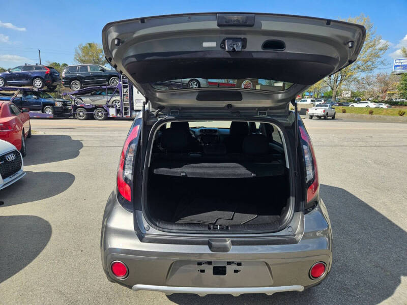 2018 Kia Soul +