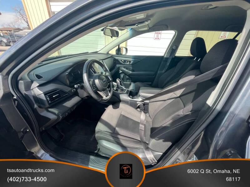 2022 Subaru Outback Premium