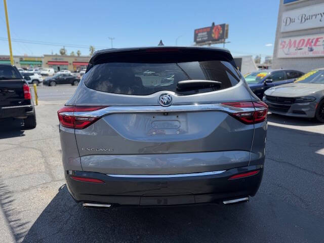 2020 Buick Enclave Essence