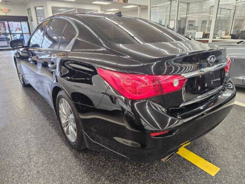 2015 Infiniti Q50 Premium