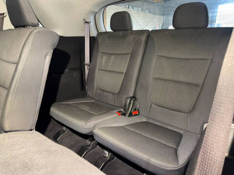 2011 Kia Sorento LX