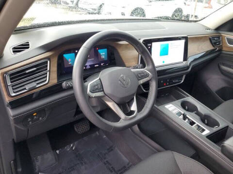 2024 Volkswagen Atlas SE