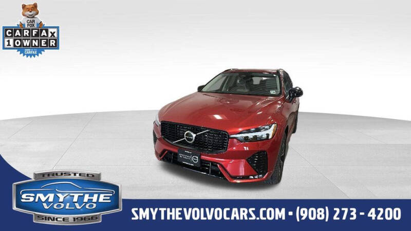 2024 Volvo XC60 B5 Core Dark Theme