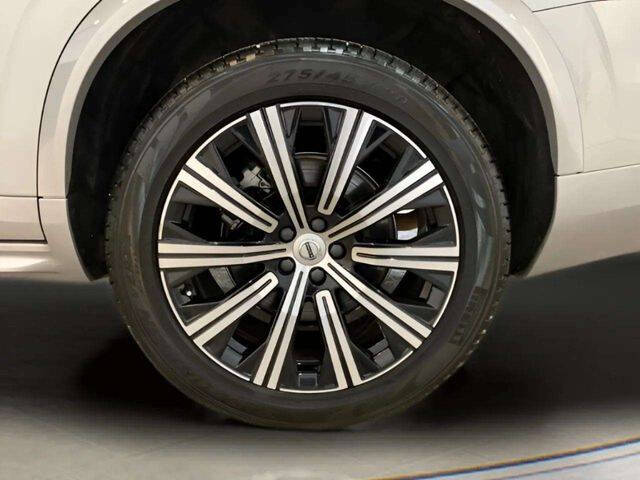 2025 Volvo XC90 B5 Core Bright Theme