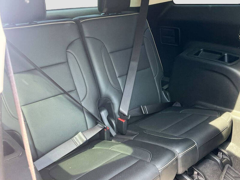 2020 GMC Acadia Denali