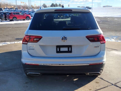 2018 Volkswagen Tiguan 2.0T SEL 4Motion