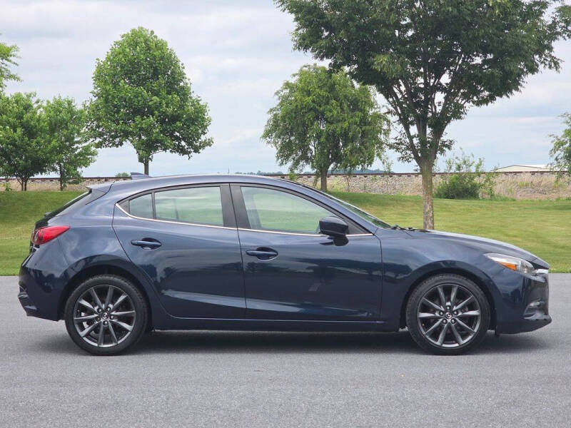 2018 Mazda MAZDA3 Touring