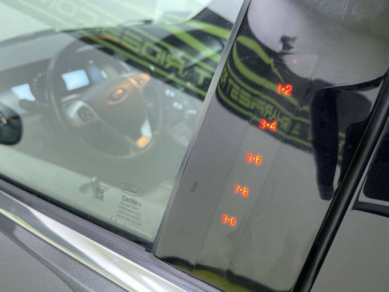 2019 Ford Taurus SEL