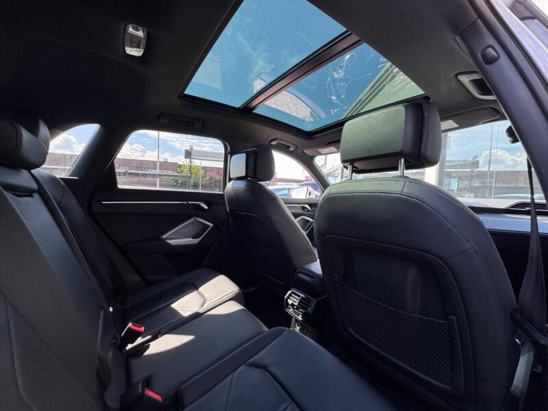 2023 Audi Q3 quattro S line Premium 45 TFSI