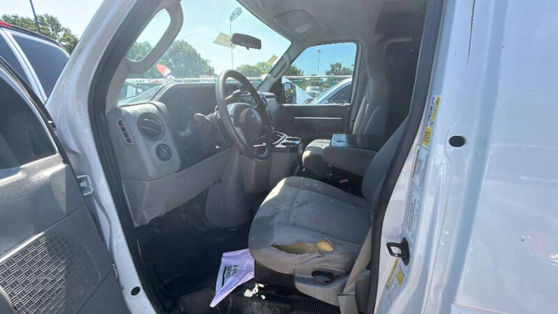 2013 Ford E-Series E-150