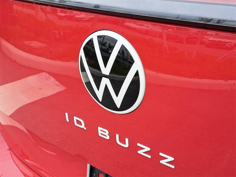 2025 Volkswagen ID. Buzz Pro S