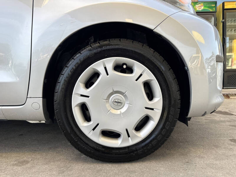2013 Scion xD