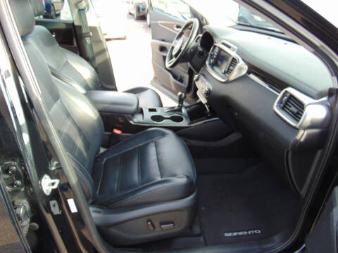 2018 Kia Sorento EX V6