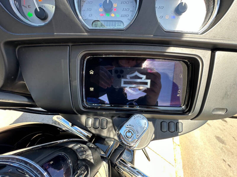 2022 Harley-Davidson Street Glide FLHX