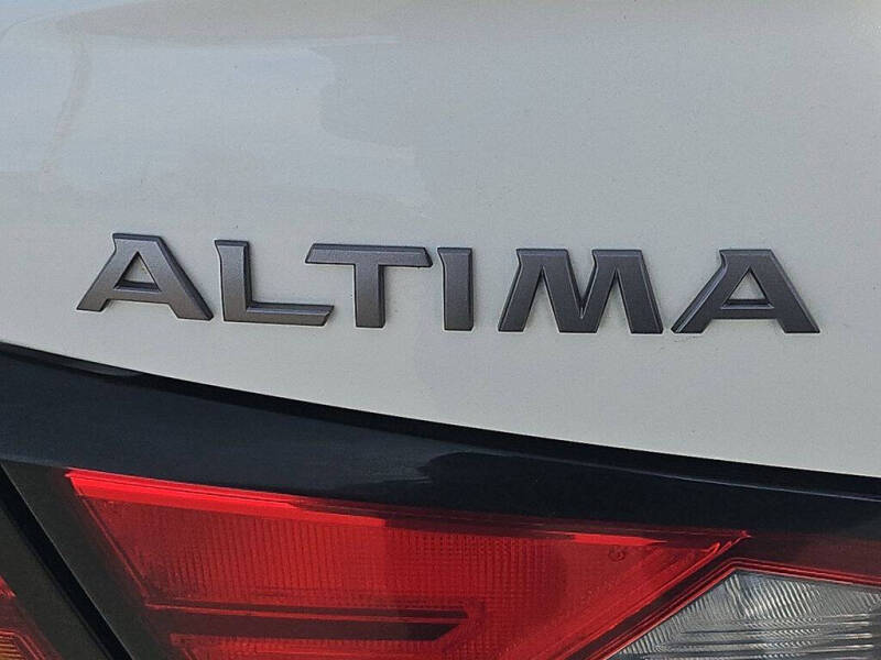 2023 Nissan Altima 2.5 SV
