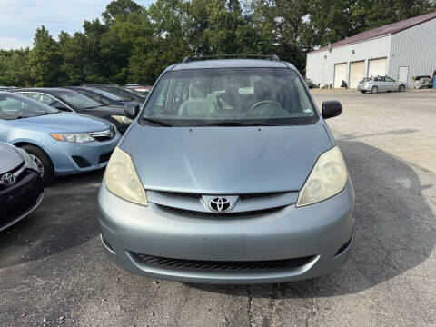 2007 Toyota Sienna CE 8-Passenger
