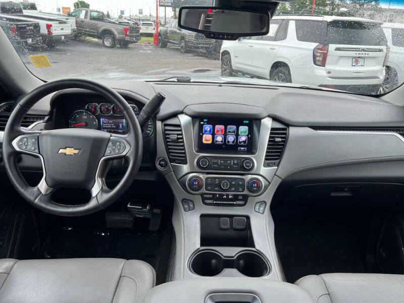 2017 Chevrolet Suburban LT