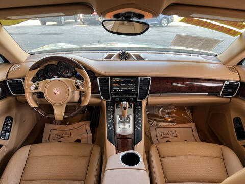 2013 Porsche Panamera