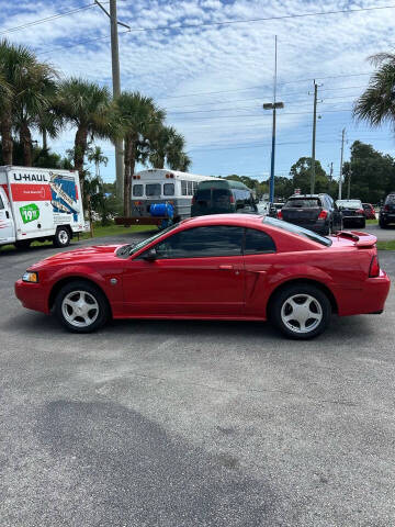 2004 Ford Mustang for sale at WHEELZ AND DEALZ, LLC in Fort Pierce FL