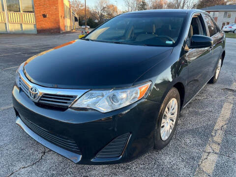 2014 Toyota Camry for sale at K & B AUTO SALES LLC in Saint Louis MO