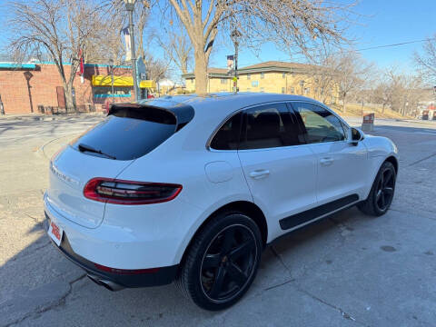 2015 Porsche Macan S