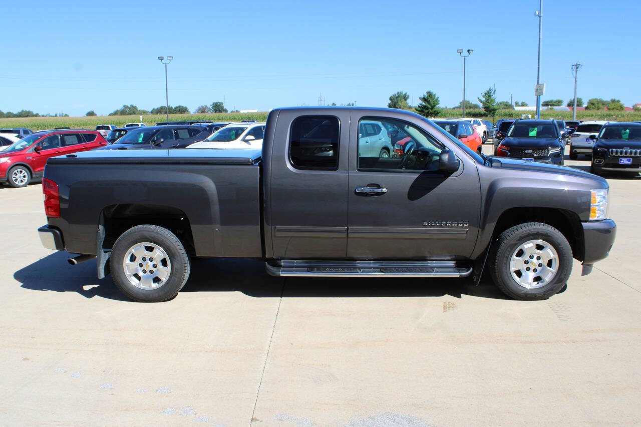 2011 Chevrolet Silverado 1500 for sale at Cresco Motor Company in Cresco, IA