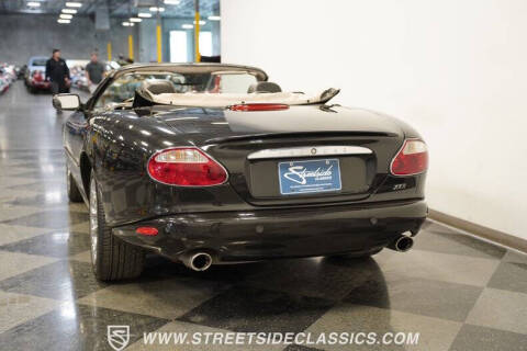 2002 Jaguar XKR